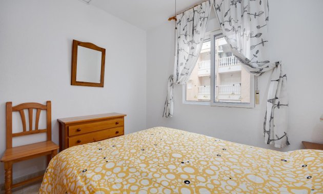 Resale - Apartment / flat -
Torrevieja - Playa del Cura