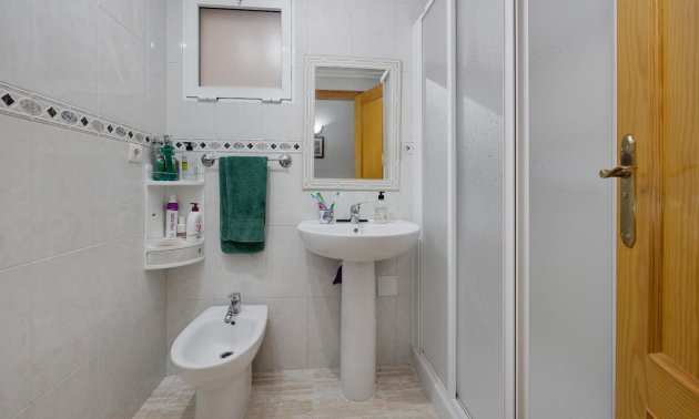 Resale - Apartment / flat -
Torrevieja - Playa del Cura