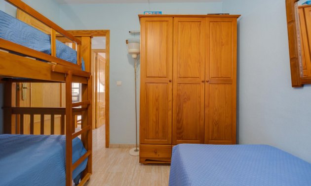 Resale - Apartment / flat -
Torrevieja - Playa del Cura