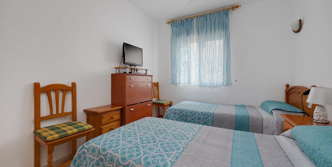 Resale - Apartment / flat -
Torrevieja - Playa del Cura