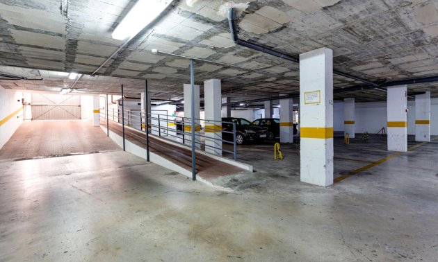 Resale - Apartment / flat -
Torrevieja - Playa del Cura