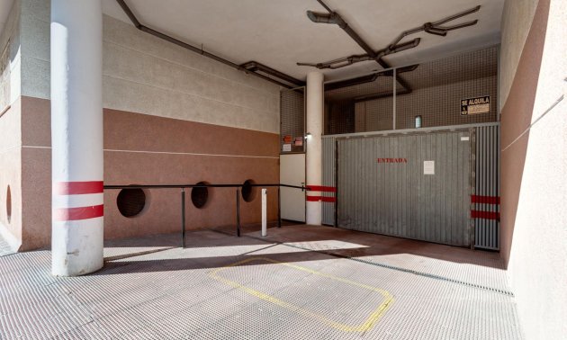 Resale - Apartment / flat -
Torrevieja - Playa del Cura