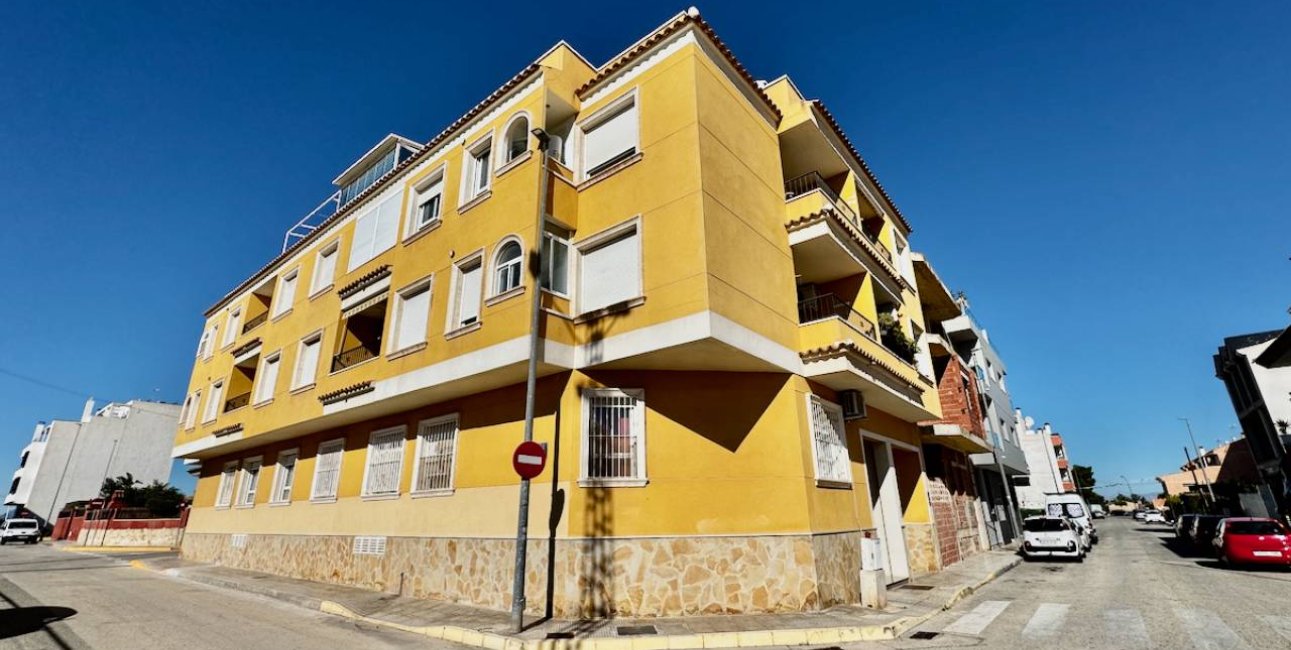 Resale - Apartment / flat -
Formentera del Segura - Formentera - Village