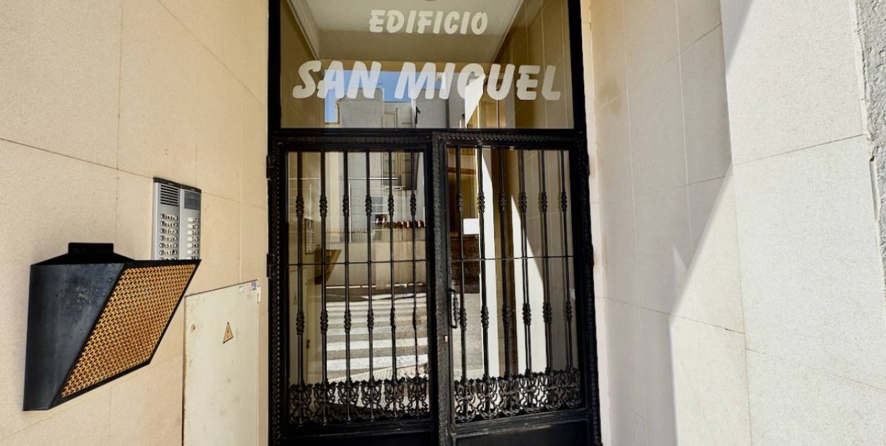 Resale - Apartment / flat -
Formentera del Segura - Formentera - Village