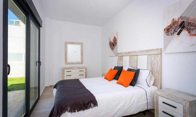 New Build - Townhouse -
Daya Nueva - Centro