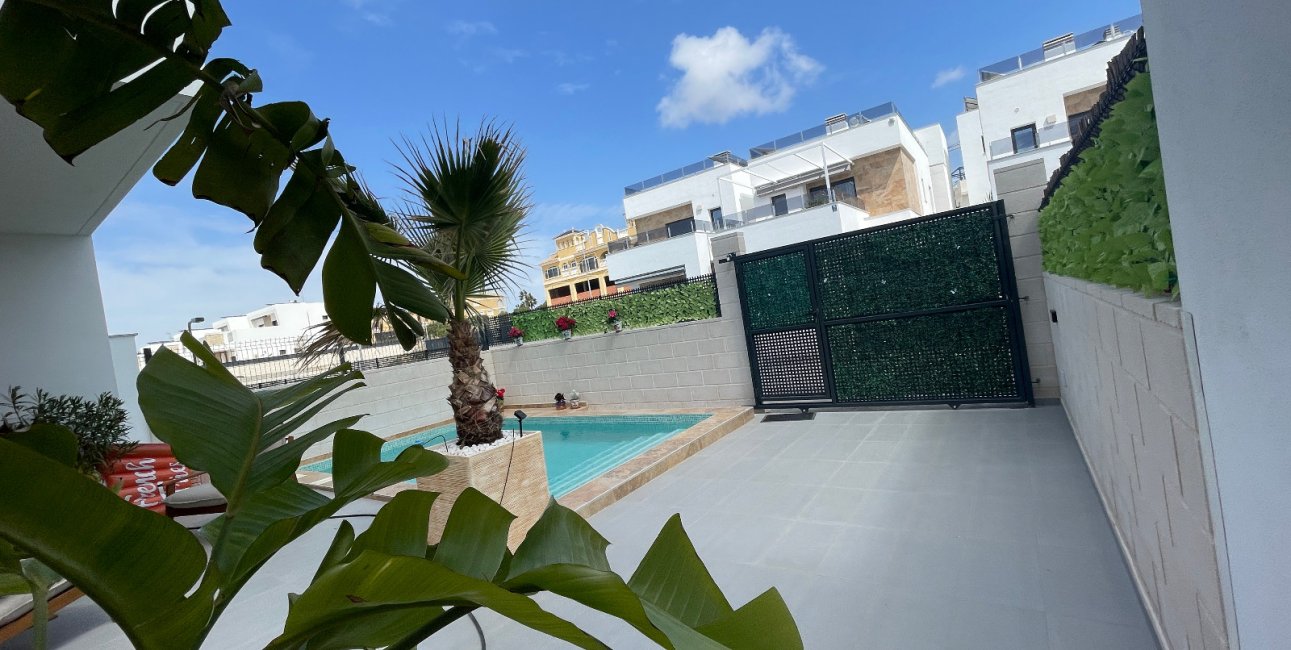 Rynek wtórny - Willa -
Benijofar - Benijofar - Village