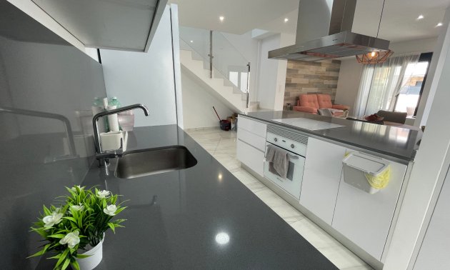 Rynek wtórny - Willa -
Benijofar - Benijofar - Village