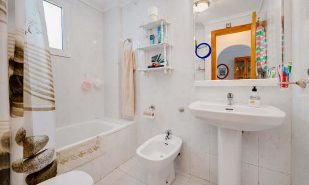 Rynek wtórny - Mieszkanie  -
Torrevieja - Acequion