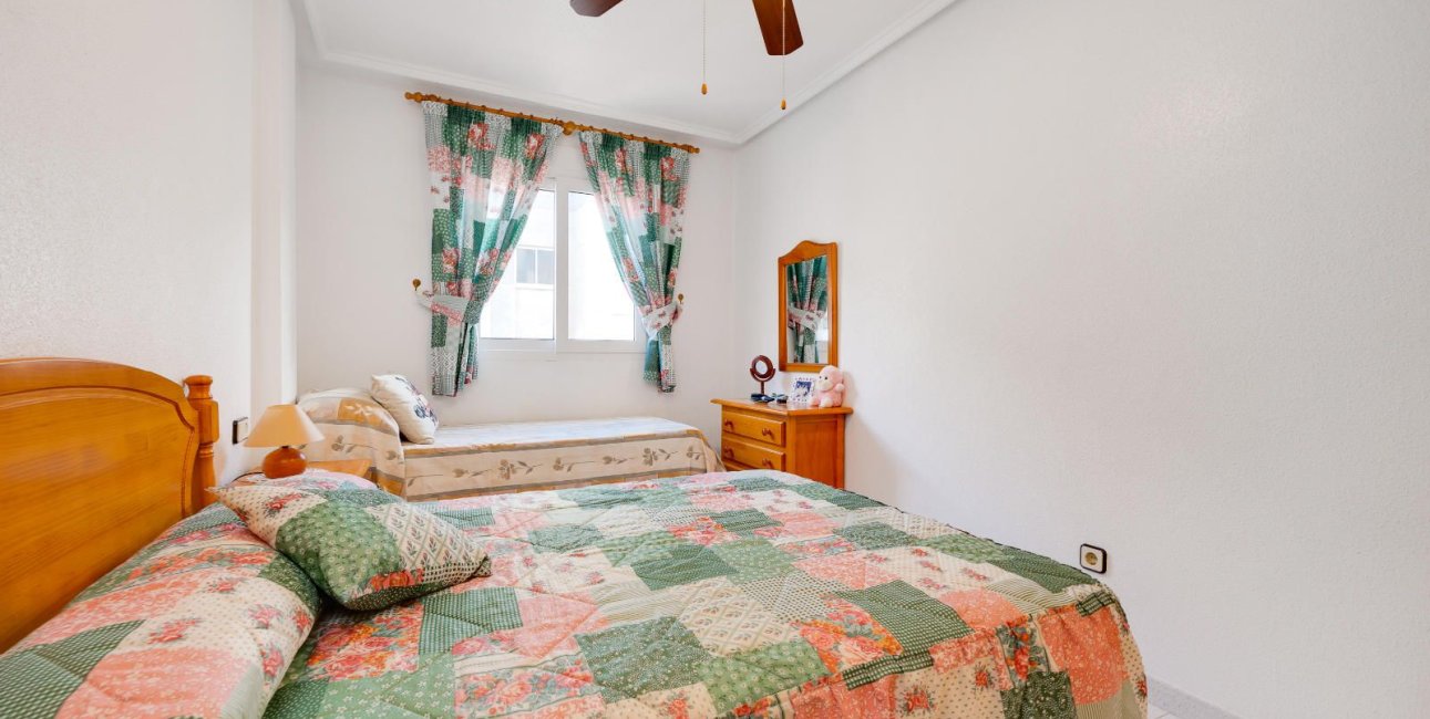 Rynek wtórny - Mieszkanie  -
Torrevieja - Acequion