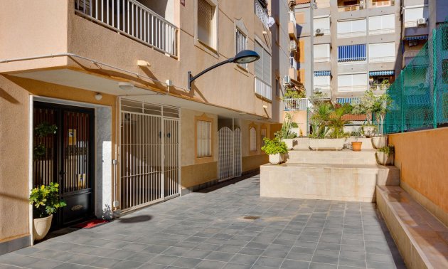 Rynek wtórny - Mieszkanie  -
Torrevieja - Acequion