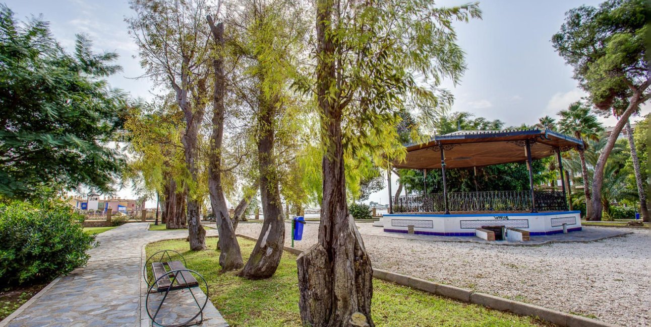 Rynek wtórny - Mieszkanie  -
Torrevieja - Acequion