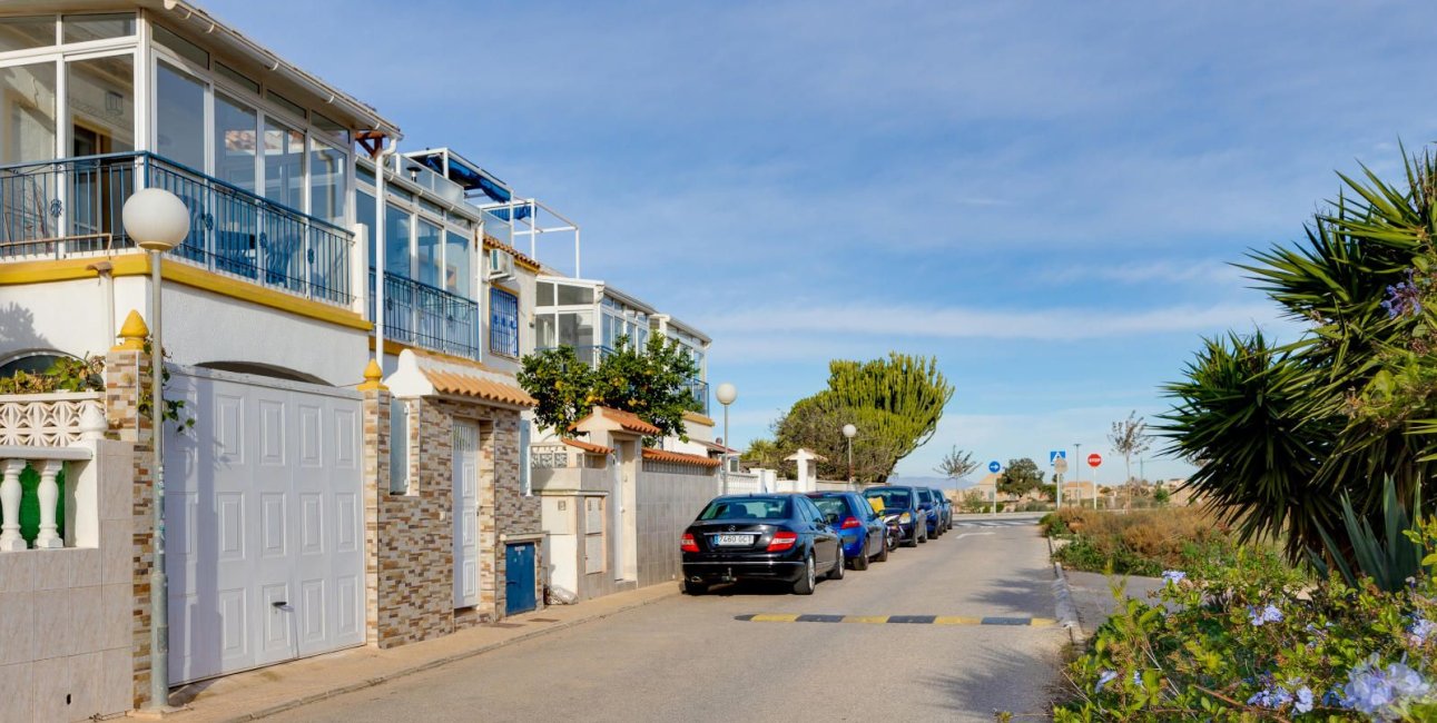Rynek wtórny - Bungalowy -
Torrevieja - Carrefour