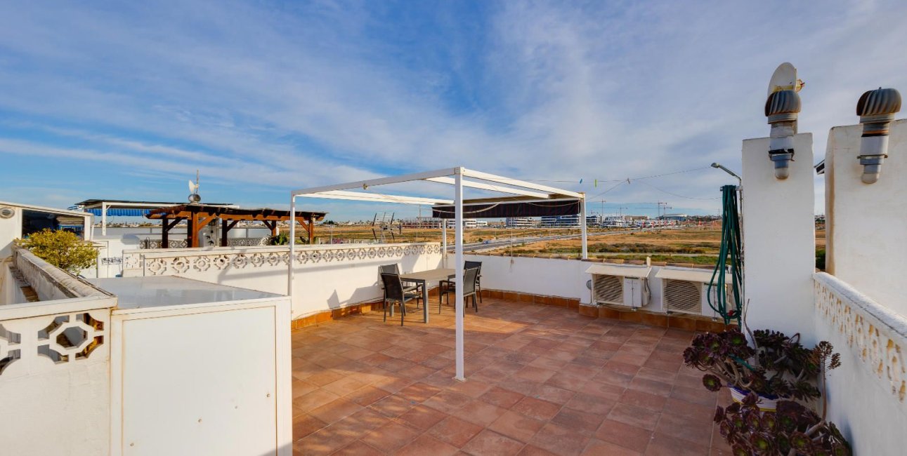 Rynek wtórny - Bungalowy -
Torrevieja - Carrefour