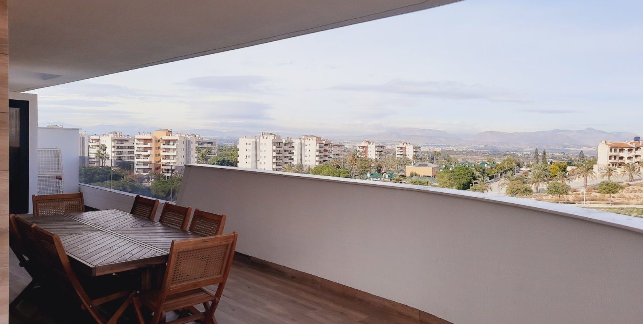Resale - Apartment / flat -
Arenales del Sol
