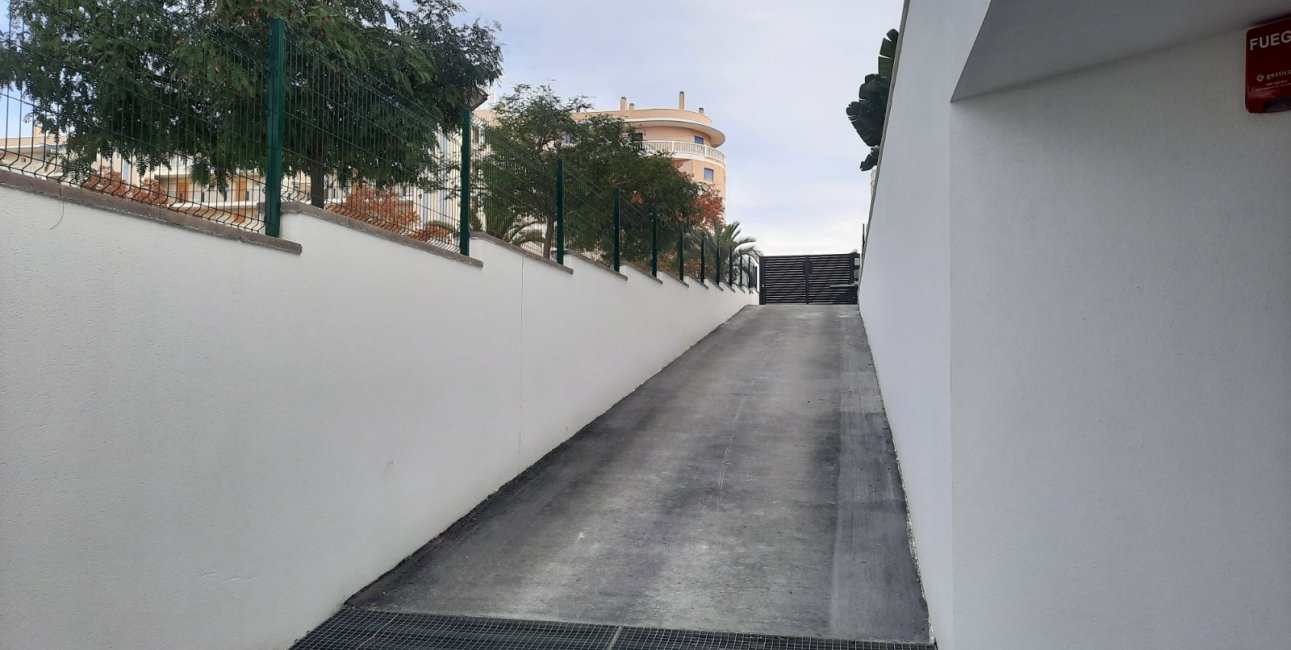 Resale - Apartment / flat -
Arenales del Sol