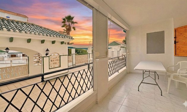 Resale - Apartment / flat -
Torrevieja - La Mata