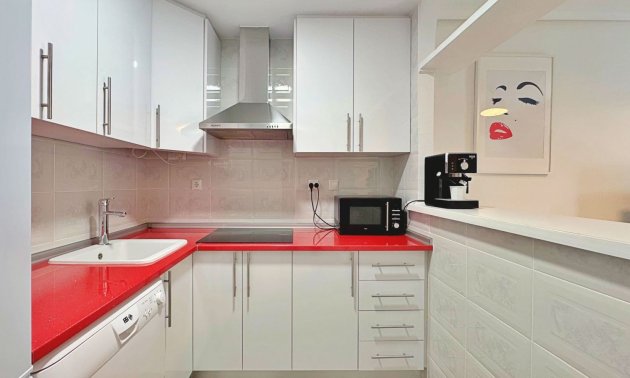 Resale - Apartment / flat -
Torrevieja - La Mata