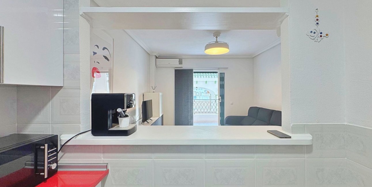 Resale - Apartment / flat -
Torrevieja - La Mata