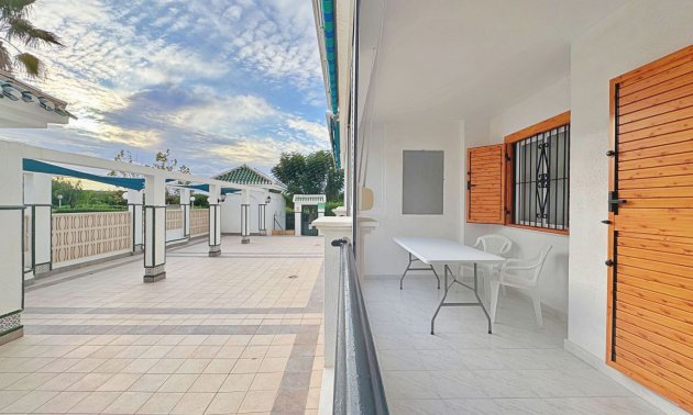 Resale - Apartment / flat -
Torrevieja - La Mata