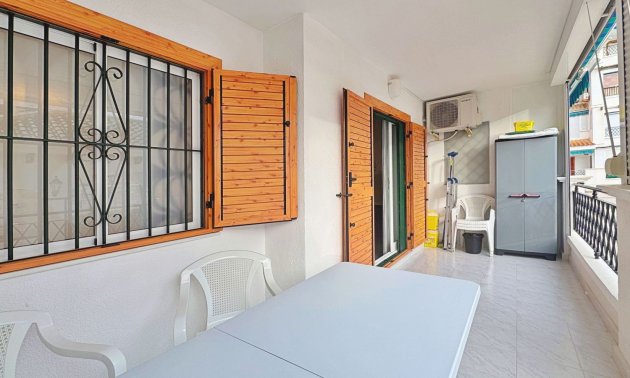 Resale - Apartment / flat -
Torrevieja - La Mata