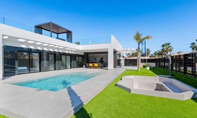 Rynek pierwotny - Willa -
Algorfa - La Finca Golf