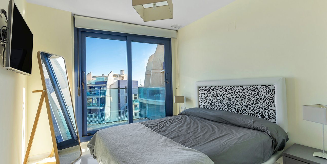 Rynek wtórny - Penthouse -
Torrevieja - Punta prima