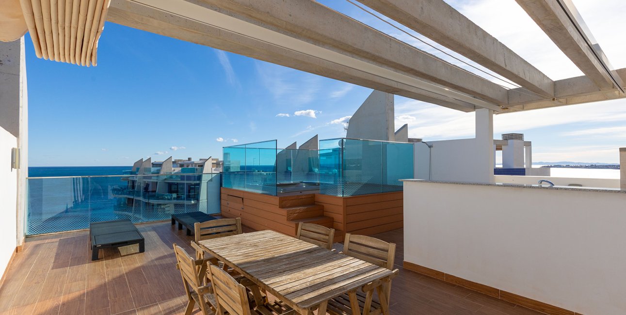 Rynek wtórny - Penthouse -
Torrevieja - Punta prima