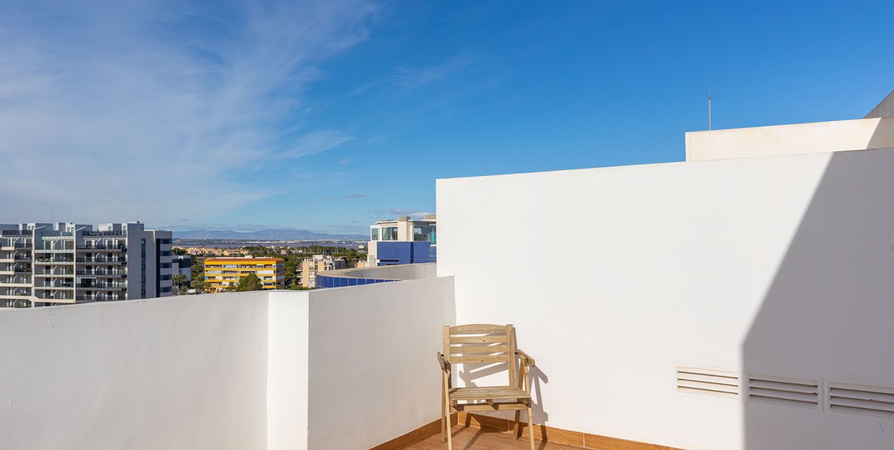 Rynek wtórny - Penthouse -
Torrevieja - Punta prima