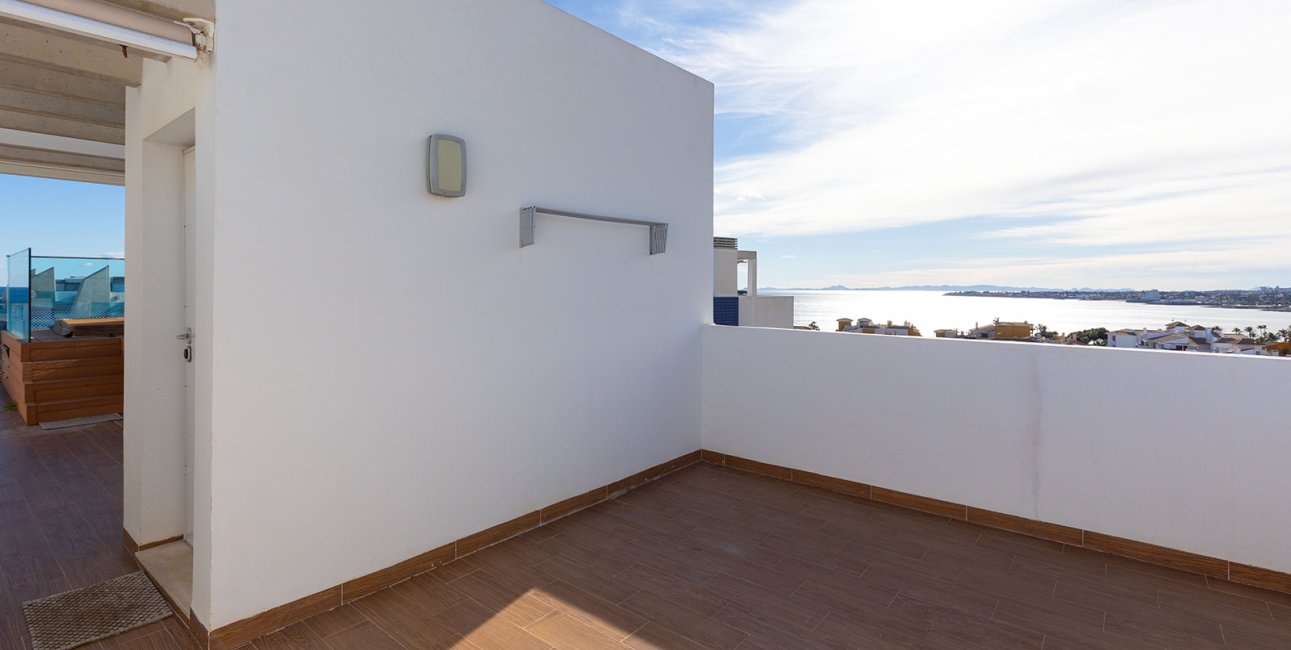 Rynek wtórny - Penthouse -
Torrevieja - Punta prima