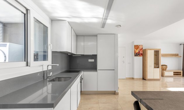 Rynek wtórny - Penthouse -
Torrevieja - Punta prima