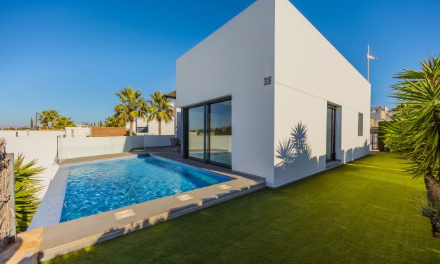 Resale - Villa -
Algorfa - La Finca Golf Resort