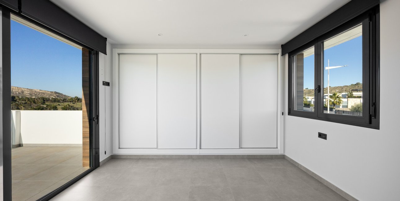 Resale - Villa -
Algorfa - La Finca Golf Resort