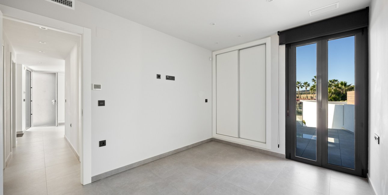 Resale - Villa -
Algorfa - La Finca Golf Resort