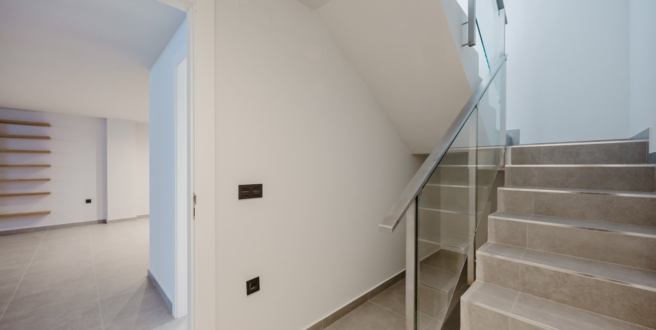 Resale - Villa -
Algorfa - La Finca Golf Resort