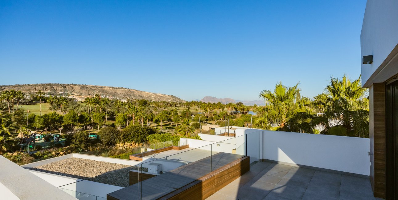 Resale - Villa -
Algorfa - La Finca Golf Resort