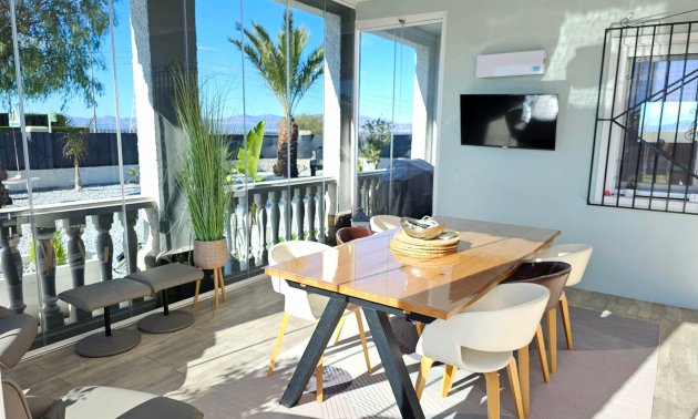 Reventa - Villa -
La Marina