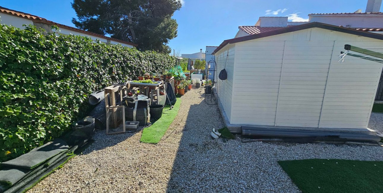 Reventa - Villa -
La Marina