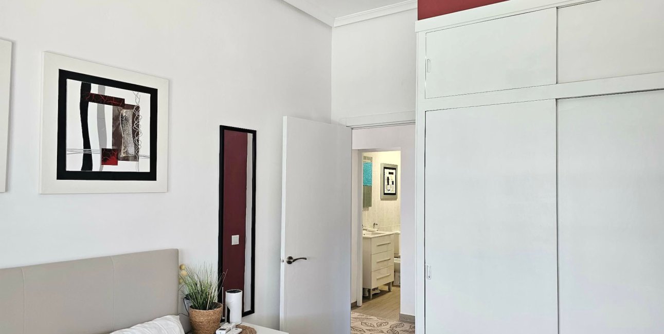 Reventa - Villa -
La Marina