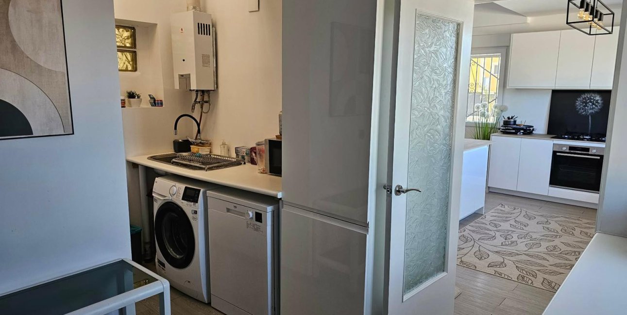 Reventa - Villa -
La Marina