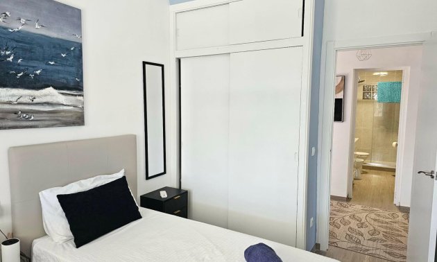 Reventa - Villa -
La Marina