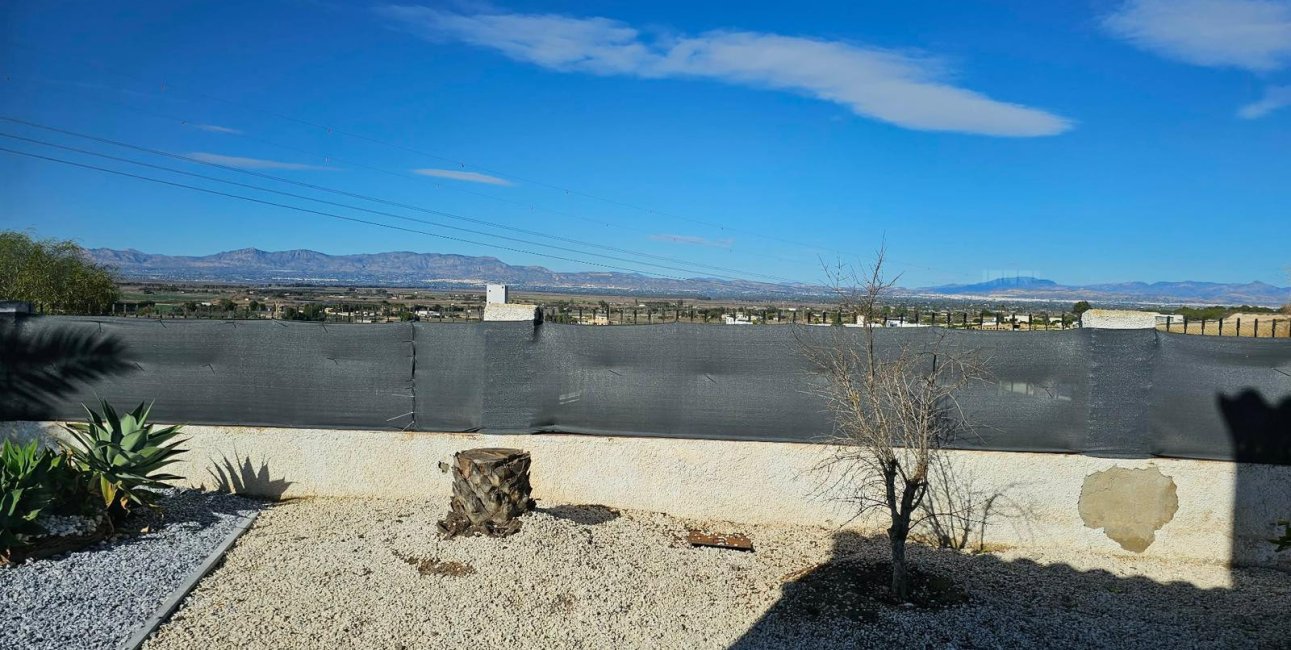 Reventa - Villa -
La Marina