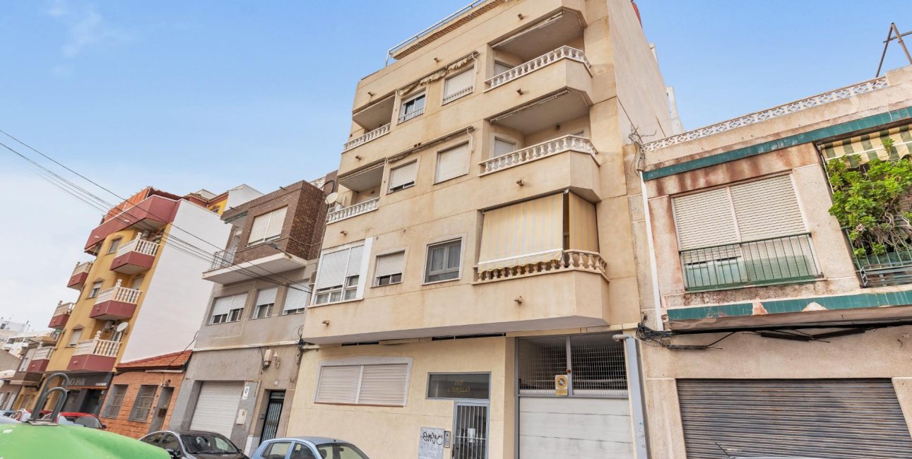 Resale - Apartment / flat -
Torrevieja