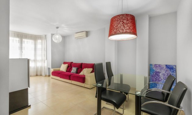 Resale - Apartment / flat -
Torrevieja