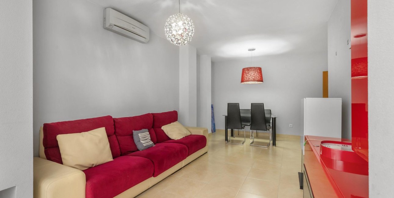 Resale - Apartment / flat -
Torrevieja