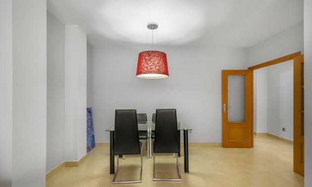 Resale - Apartment / flat -
Torrevieja