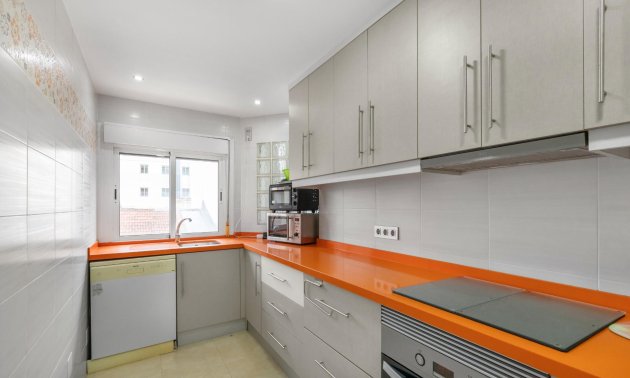 Resale - Apartment / flat -
Torrevieja