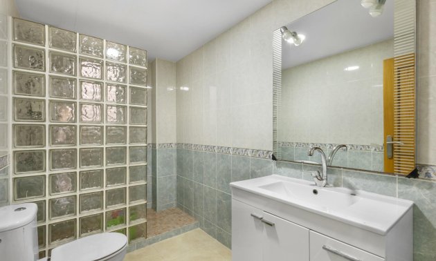 Resale - Apartment / flat -
Torrevieja