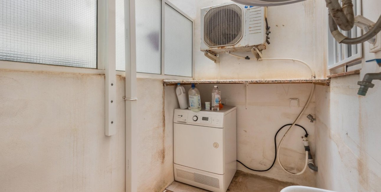 Resale - Apartment / flat -
Torrevieja