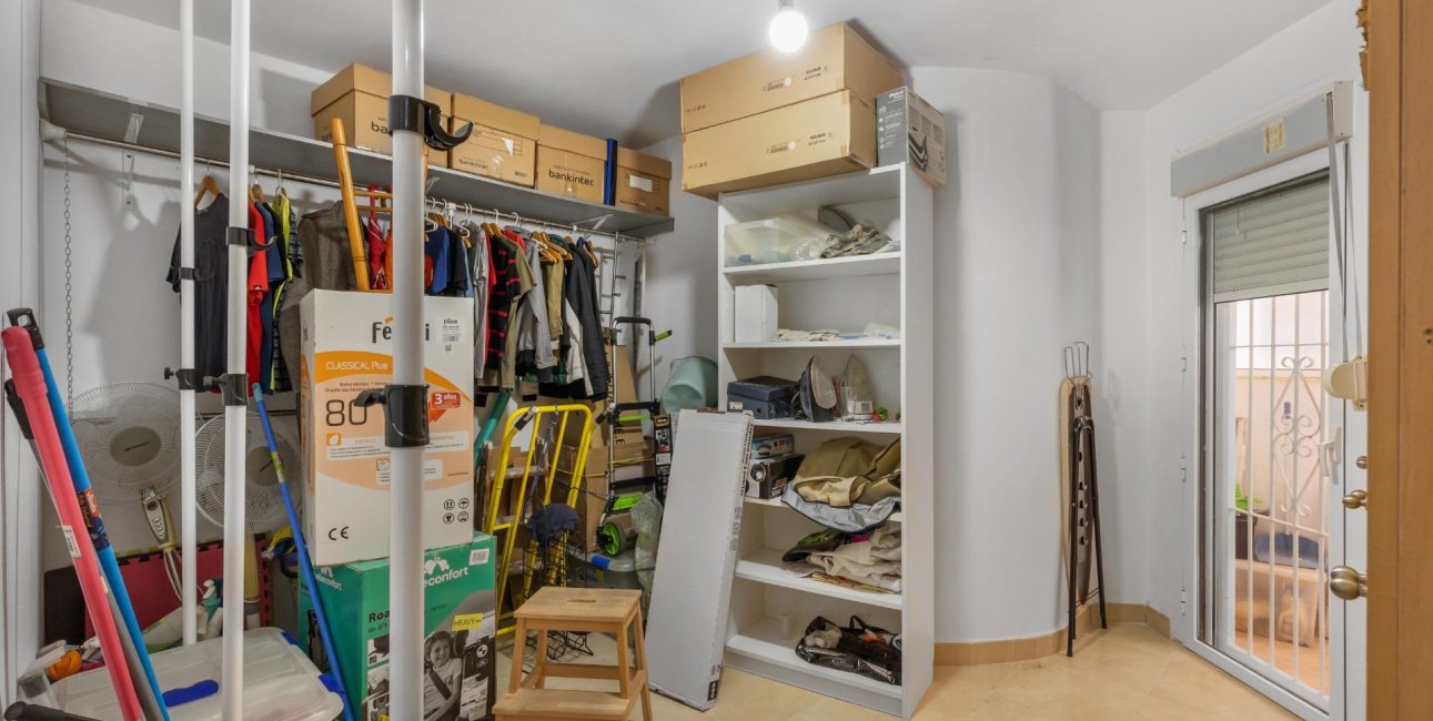 Resale - Apartment / flat -
Torrevieja