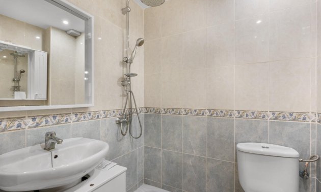 Resale - Apartment / flat -
Torrevieja